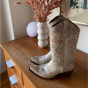 Women’s Cowboy Boots